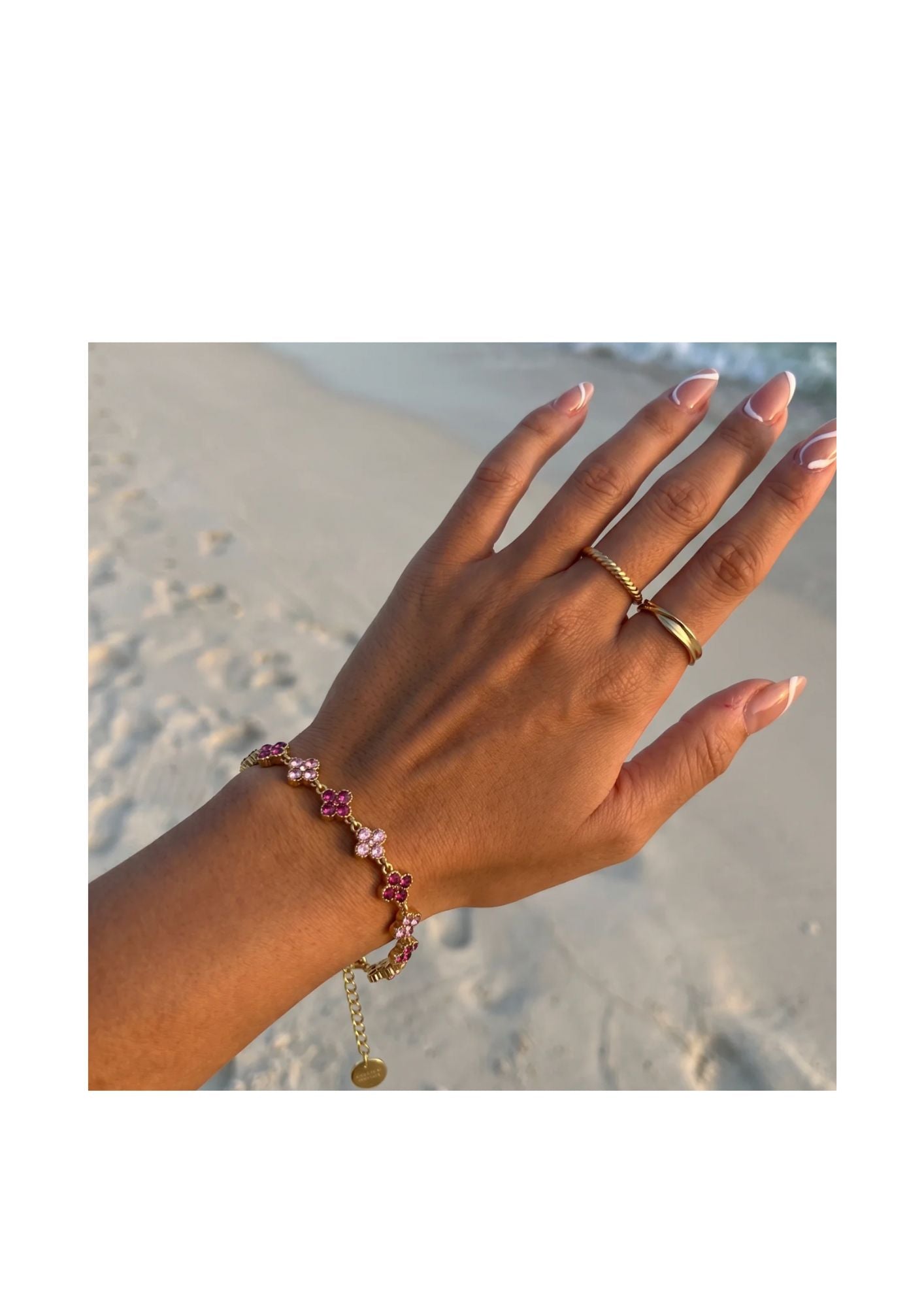 Flower bracelet pink
